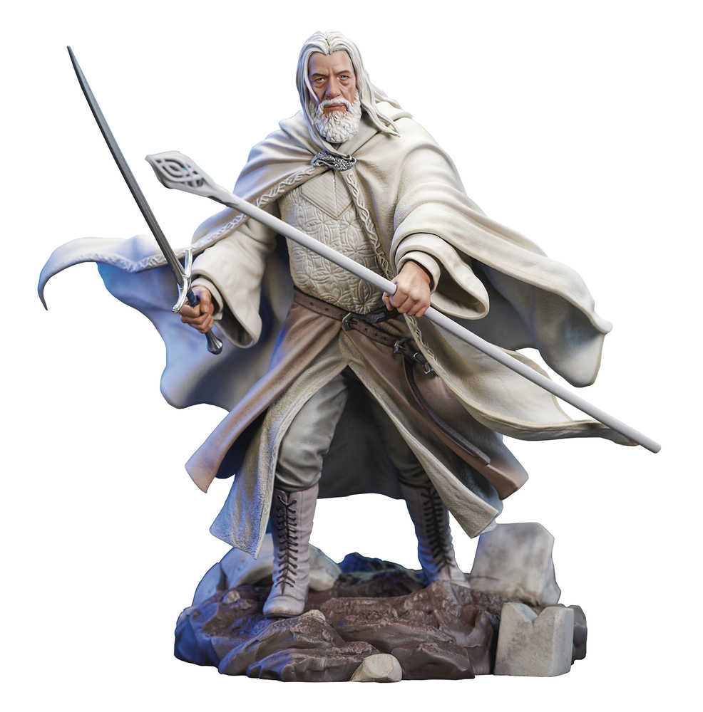 Lord of the Rings Deluxe Gallery Gandalf PVC Statue | L.A. Mood Comics and Games
