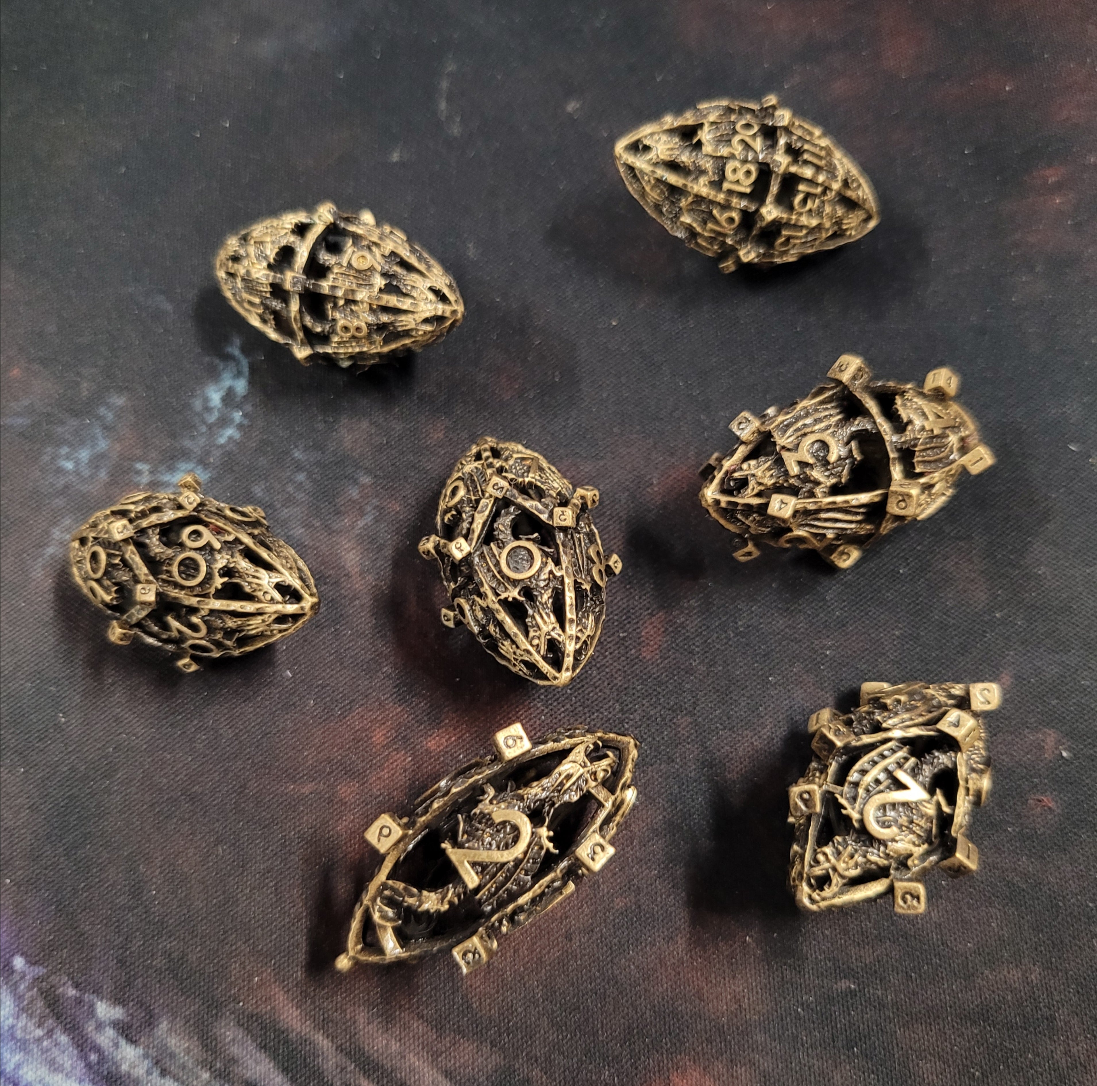 MYTHROLL DRAGON'S EGG 7 PC. DICE SET - COPPER | L.A. Mood Comics and Games