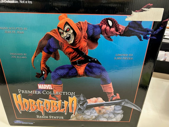 Hobgoblin Diamond Select Statue 865 of 3000 | L.A. Mood Comics and Games