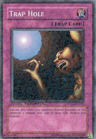 Trap Hole [DT02-EN100] Common | L.A. Mood Comics and Games